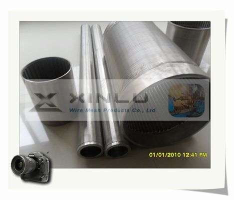 Le fil de tuyau de filtre pour puits de l'eau de filtre a enveloppé le tuyau de tamis de forme de v de SS304L