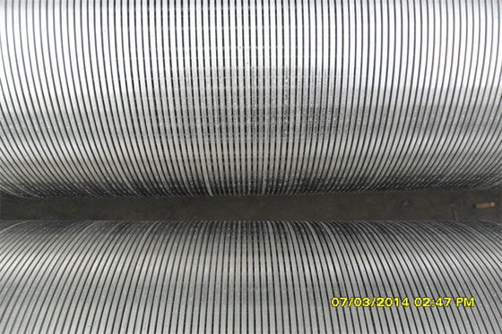 Diamètre enveloppé du filtre 114mm 168mm de fil de cale du filtre pour puits AISI 304 de contrôle de sable